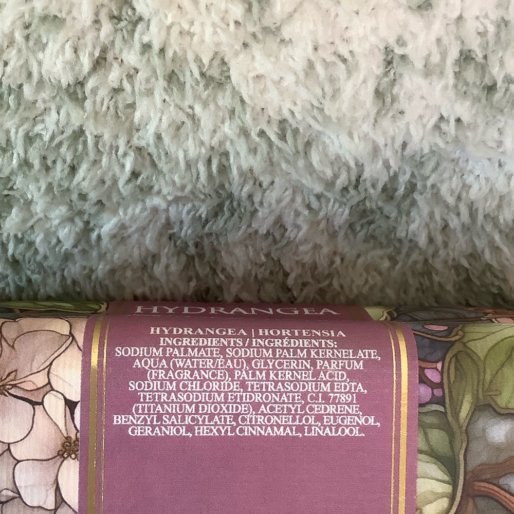 Hopificio Firenze Hydrangea Triple-Milled Soap Made in Italy NWT two bars 2x7oz - Picture 10 of 16